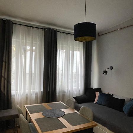“Apartcalm - Like At Home” - Close To Subway Warschau Buitenkant foto