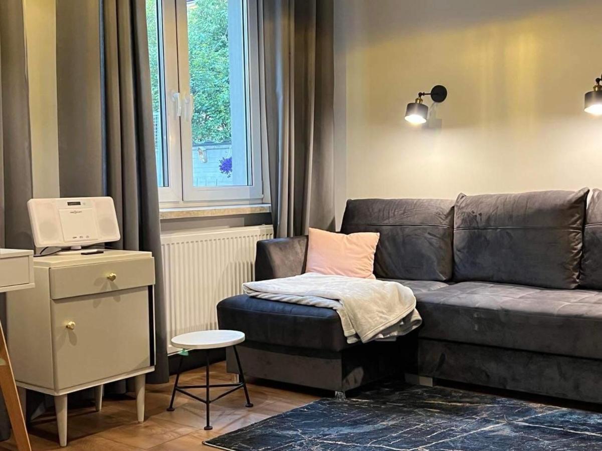 “Apartcalm - Like At Home” - Close To Subway Warschau Buitenkant foto